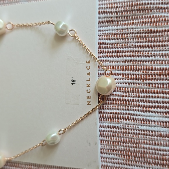 LC LAUREN CONRAD WOMEN'S FASHION JEWELRY BUNDLE OF 4 ITEMS - Picture 4 of 9